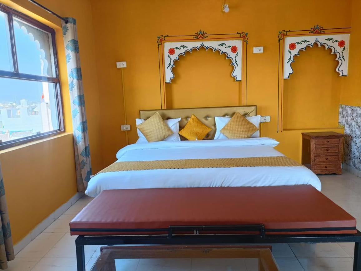 The Hostel Crown Udaipur Dış mekan fotoğraf